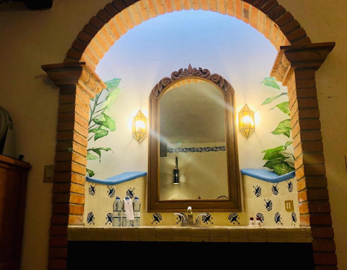 Hotel Mansion Virreyes By Rotamundos سان ميغيل دي الليندي المظهر الخارجي الصورة